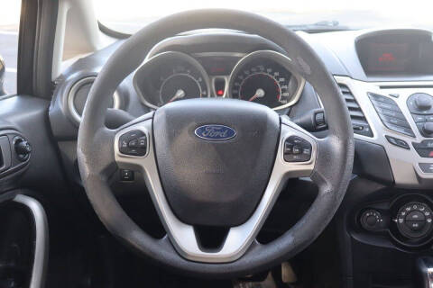 2013 Ford Fiesta SE
