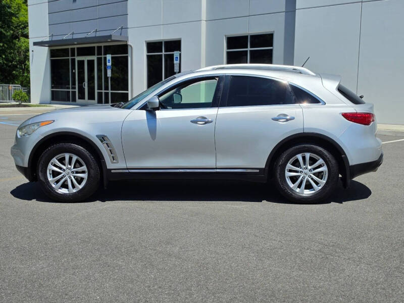 2011 Infiniti FX35