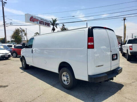 2017 Chevrolet Express 2500