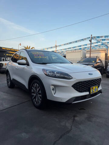 2020 Ford Escape Titanium