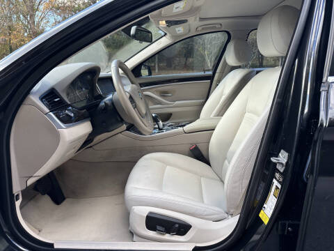 2014 BMW 5 Series 528i