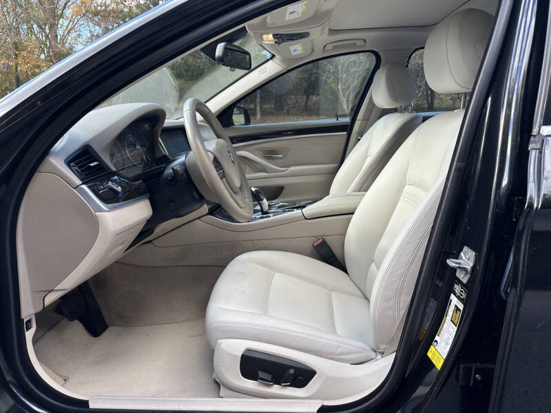 2014 BMW 5 Series 528i