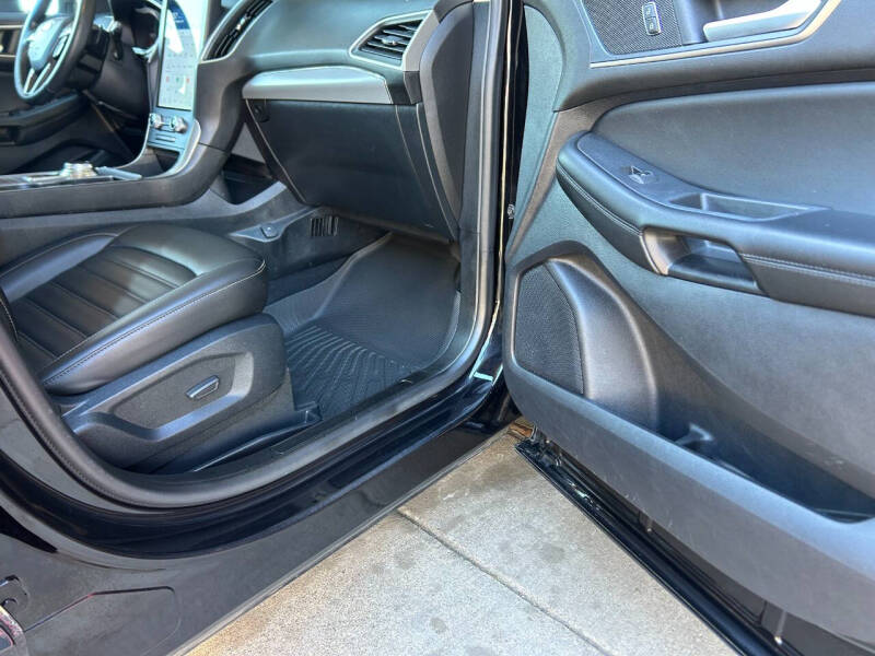 2021 Ford Edge SEL
