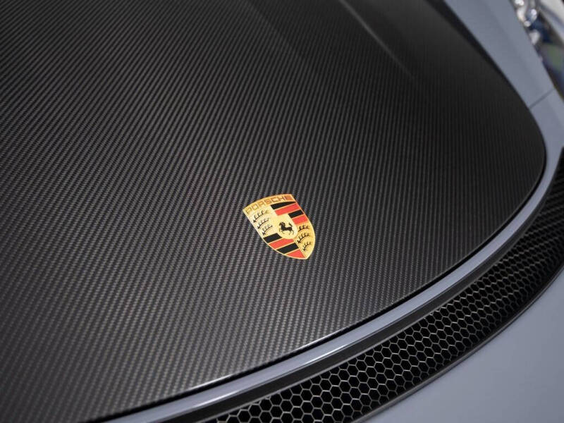 2024 Porsche 718 Cayman GT4 RS