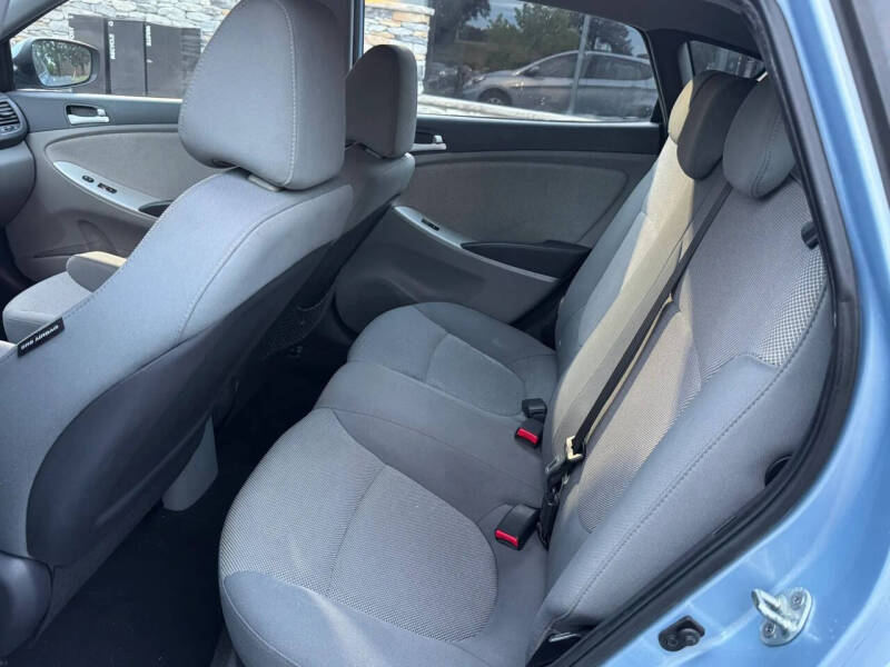 2013 Hyundai Accent GS