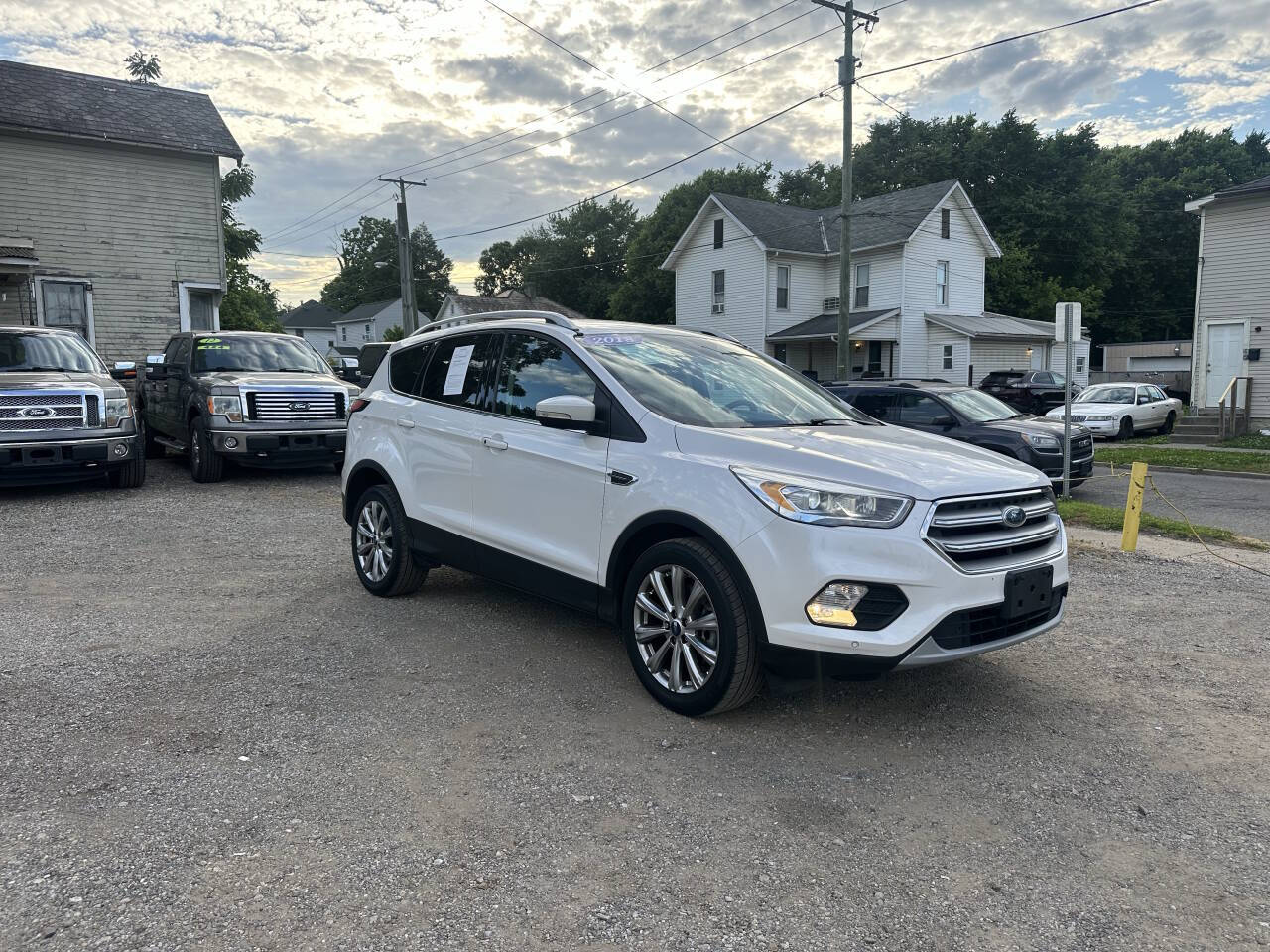 2018 Ford Escape Titanium's photo