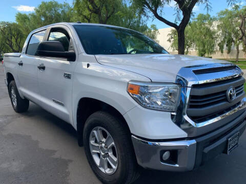 2014 Toyota Tundra SR5