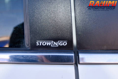 2012 Chrysler Town and Country Touring