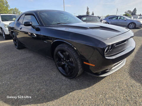 2016 Dodge Challenger R/T Plus