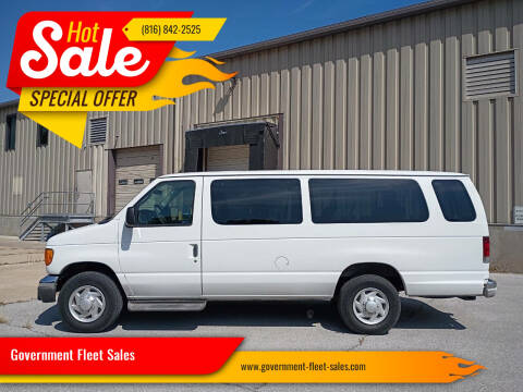 2003 Ford E-Series E-350 SD XLT