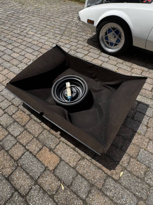 1971 De Tomaso Pantera