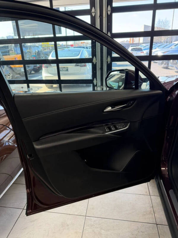 2023 Cadillac XT4 Luxury