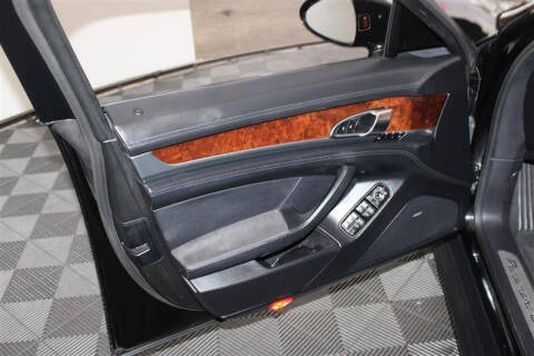 2013 Porsche Panamera GTS