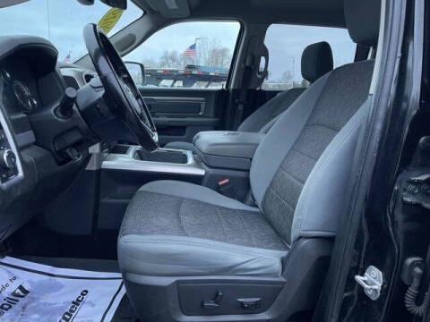 2019 RAM 1500 Classic SLT