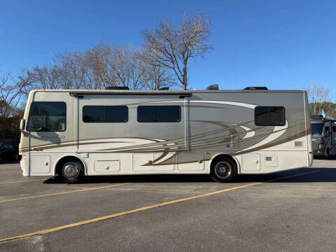2012 Freightliner XCS Chassis