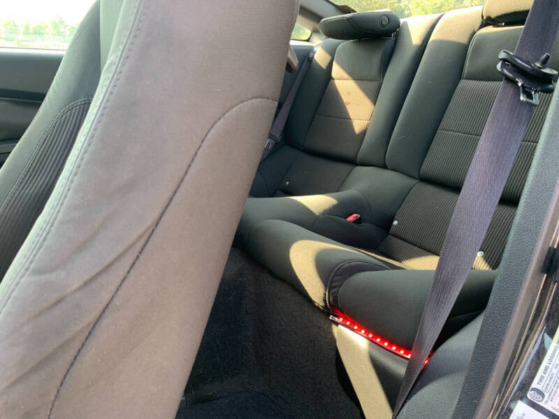 2014 Ford Mustang V6