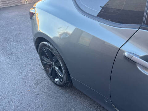 2010 Hyundai Genesis Coupe 2.0T Premium