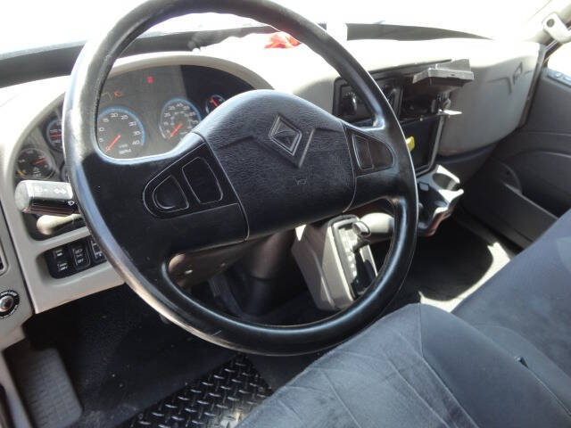 2019 International DuraStar 4300