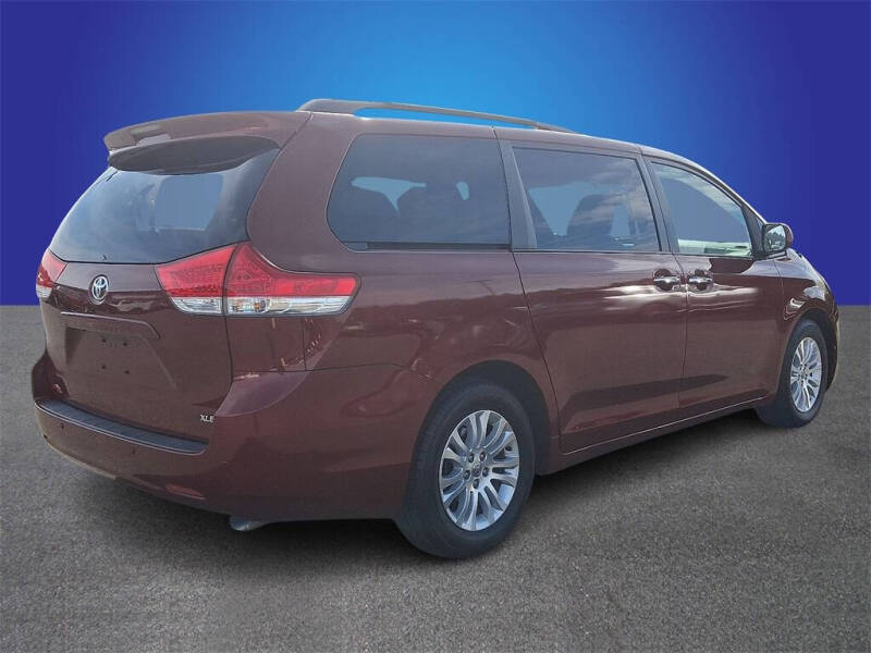2014 Toyota Sienna