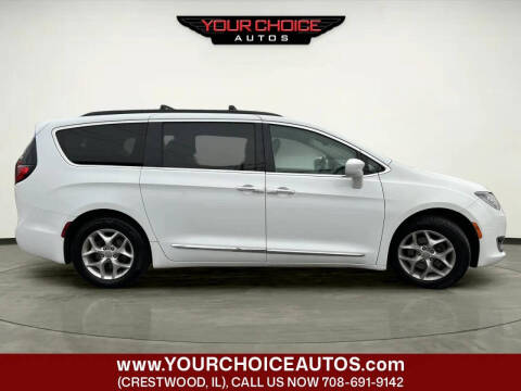 2017 Chrysler Pacifica Touring Plus