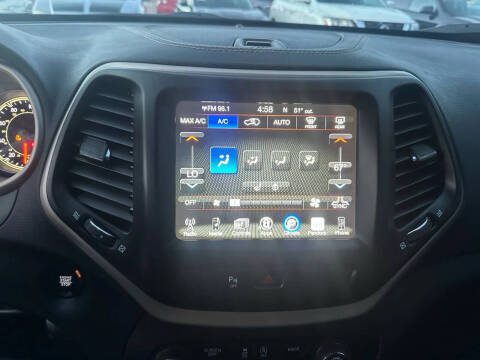 2017 Jeep Cherokee Latitude