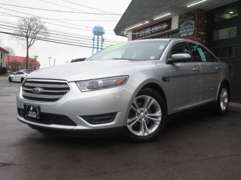 2015 Ford Taurus SEL