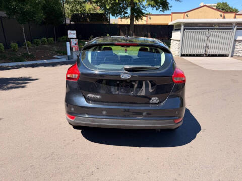 2017 Ford Focus SEL