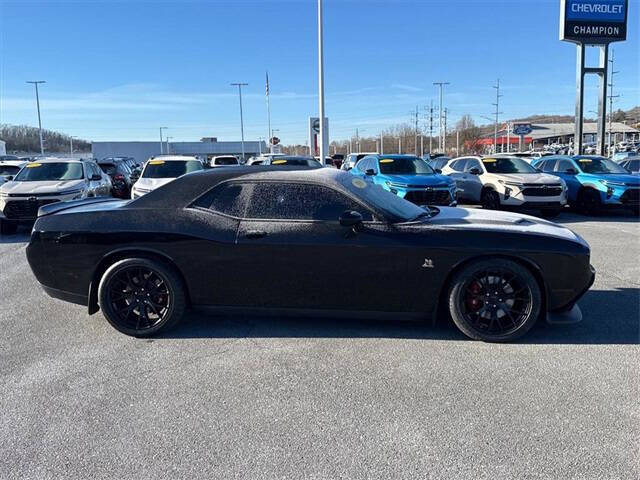 2016 Dodge Challenger R/T Scat Pack
