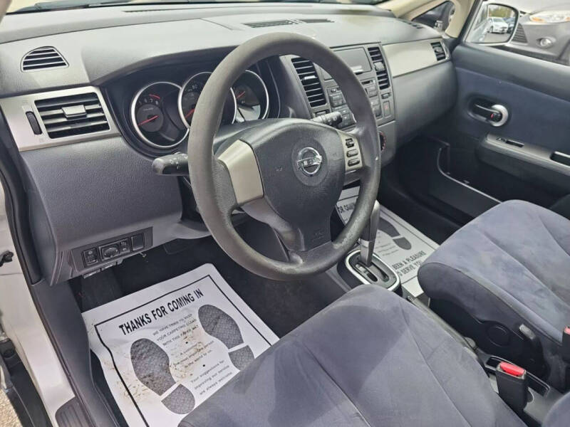 2008 Nissan Versa 1.8 S