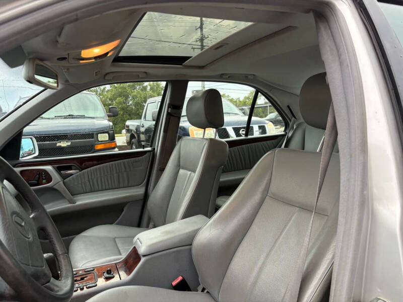 1999 Mercedes-Benz E-Class E 320