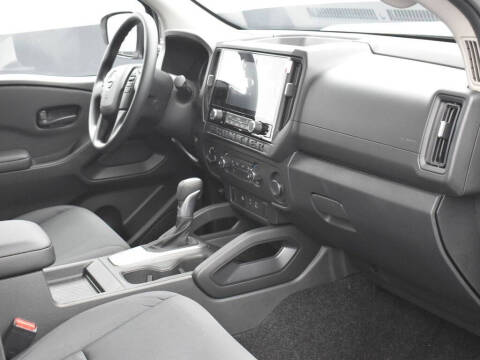 2025 Nissan Frontier S