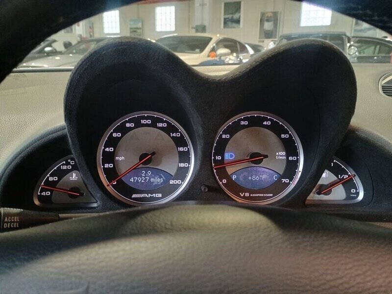 2005 Mercedes-Benz SL-Class 20