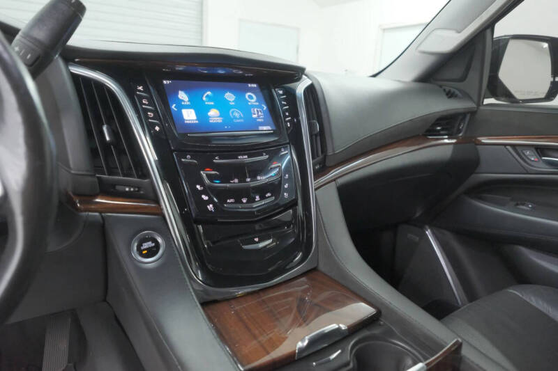 2015 Cadillac Escalade ESV Premium