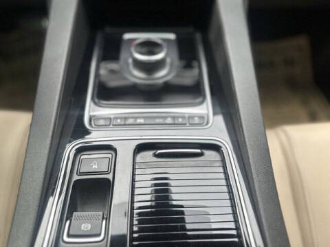 2019 Jaguar F-PACE 25t Premium