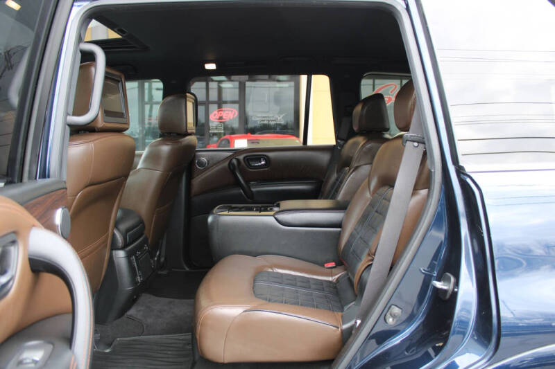 2019 Nissan Armada Platinum