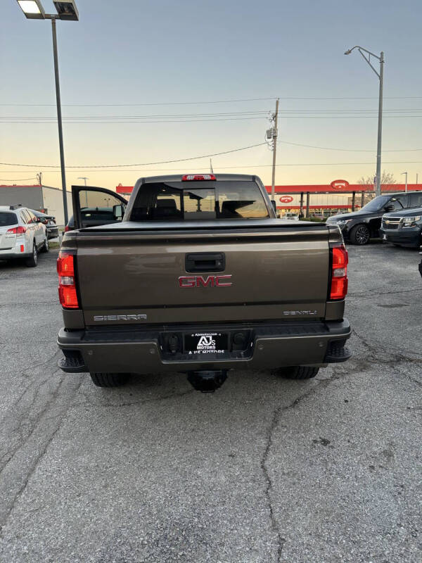 2015 GMC Sierra 3500HD Denali
