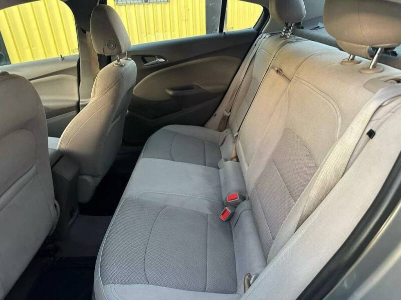 2017 Chevrolet Cruze LT Auto