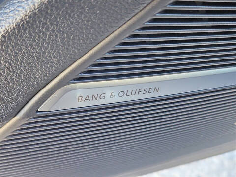 2019 Audi Q8 quattro Premium Plus 55 TFSI