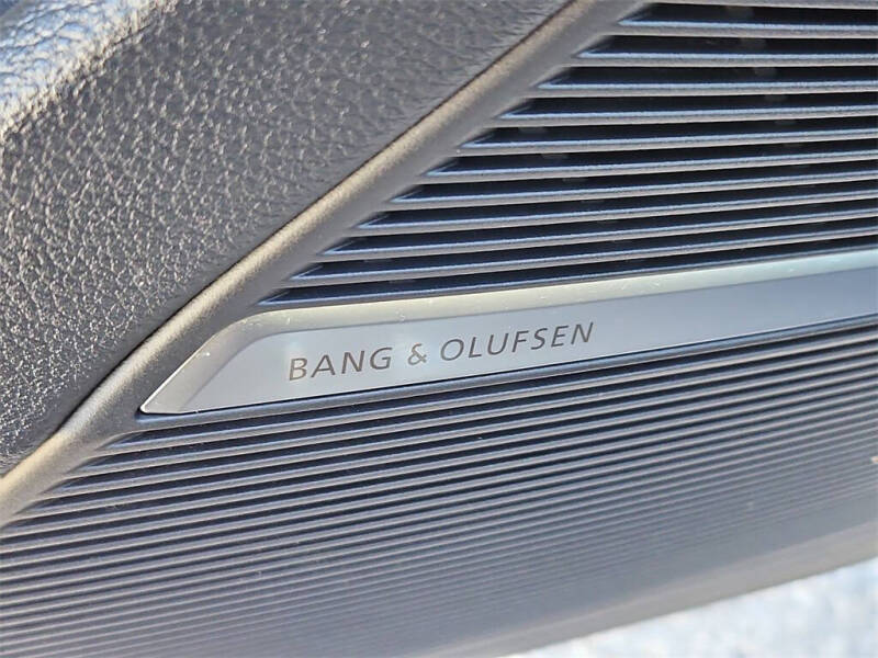 2019 Audi Q8 quattro Premium Plus 55 TFSI