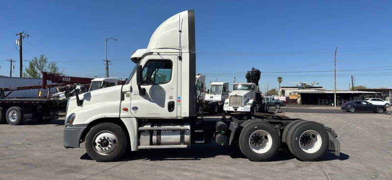 2016 Freightliner Cascadia