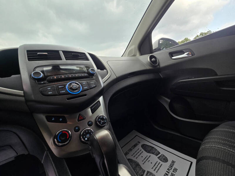 2015 Chevrolet Sonic LT Auto
