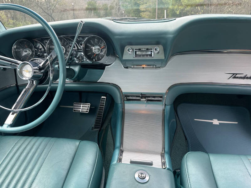 1963 Ford Thunderbird