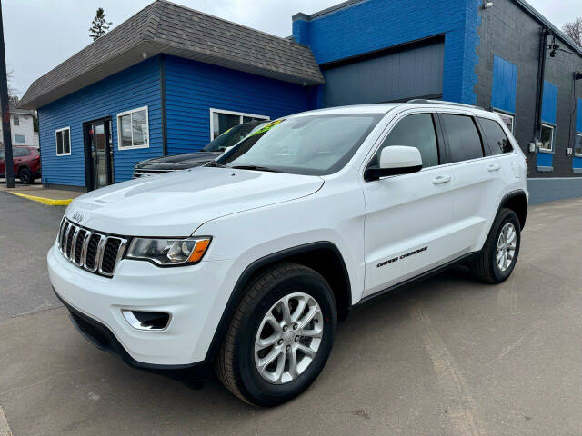 2021 Jeep Grand Cherokee for sale at Jon's Auto in Marquette, MI