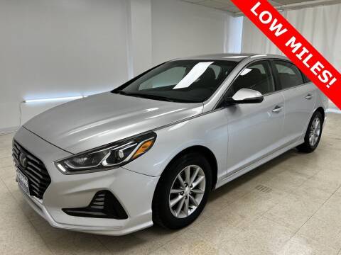 2018 Hyundai Sonata for sale at Kerns Ford Lincoln in Celina OH