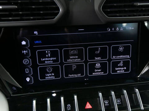 2024 Lamborghini Urus S