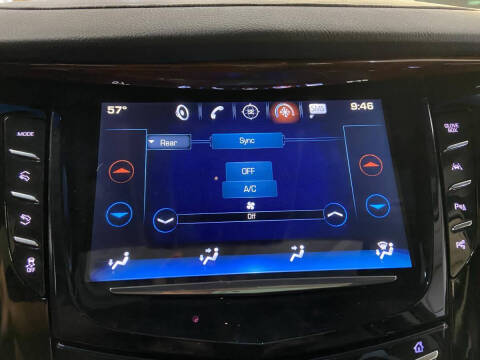 2017 Cadillac Escalade Luxury