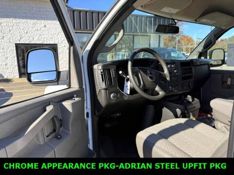 2025 GMC Savana 2500