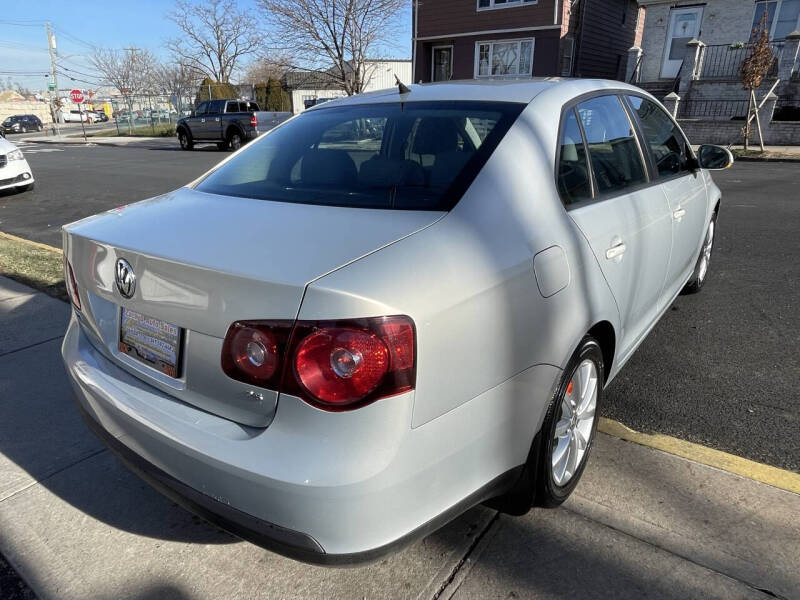 2010 Volkswagen Jetta SE PZEV
