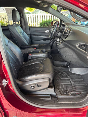2018 Chrysler Pacifica Touring L Plus