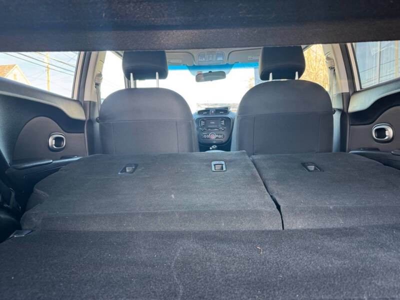 2017 Kia Soul +